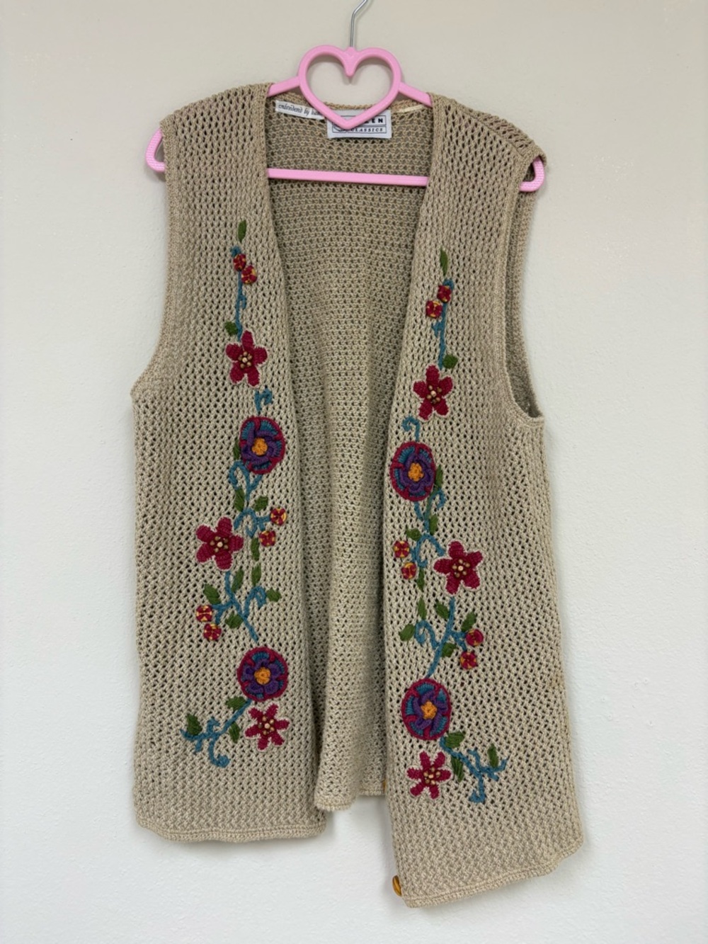 🥀Jantzen Embroidered Floral Beige Knit Vest🥀